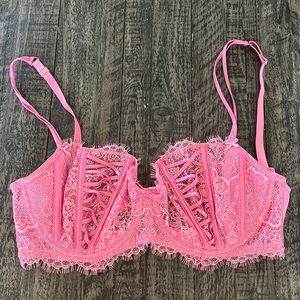 💕BNWT Dream Angels Gorgeous Pink Lace Bra 💕